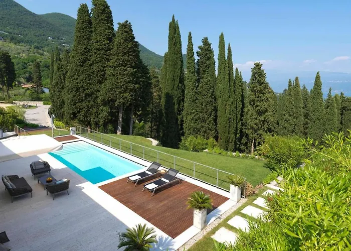 Eden Reserve 5*